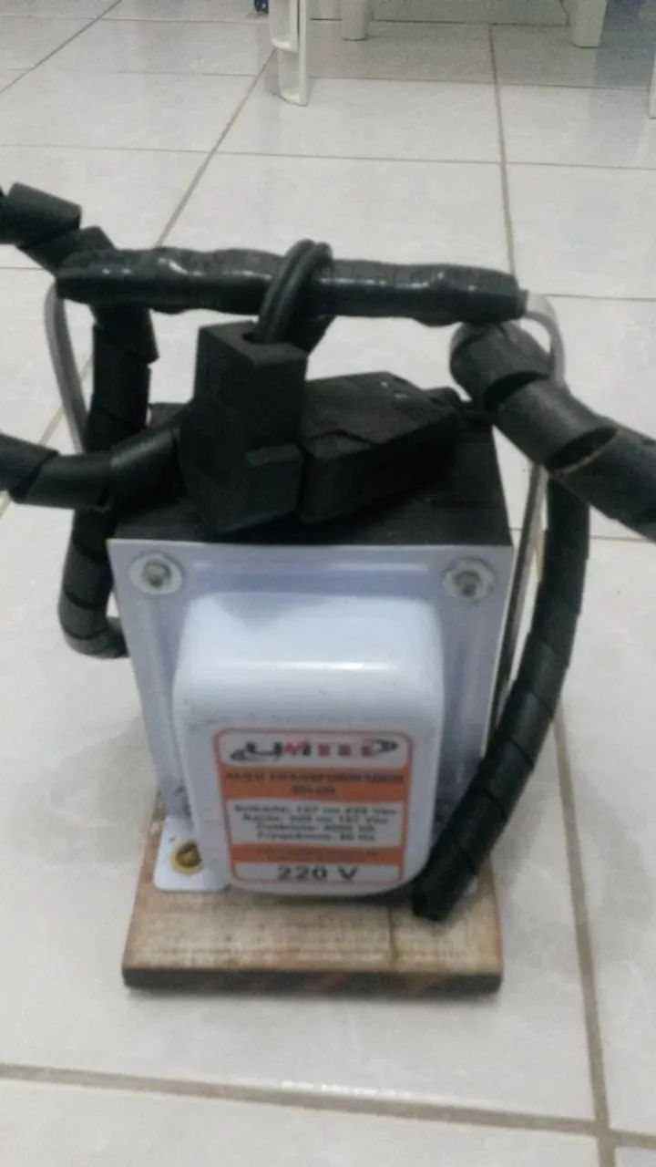 Autotransformador 4000VA       - Foto 2