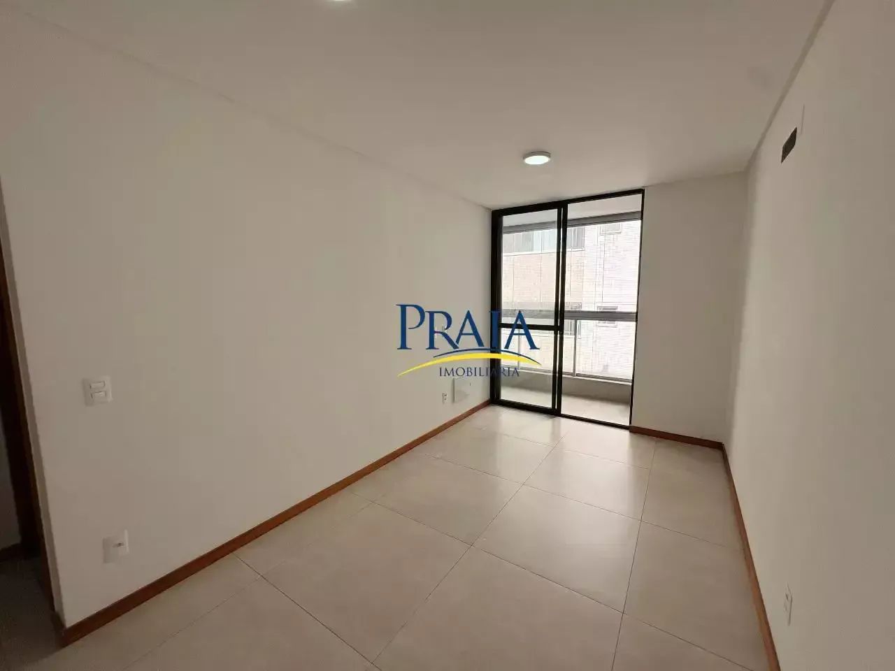 Apartamento com 2 Quartos para alugar, 60m² - Praia da Costa