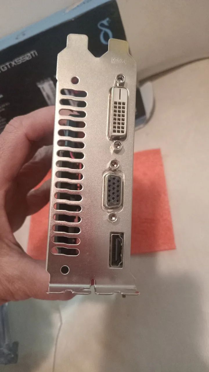 placa de video gtx 550Ti Delta  - Foto 3