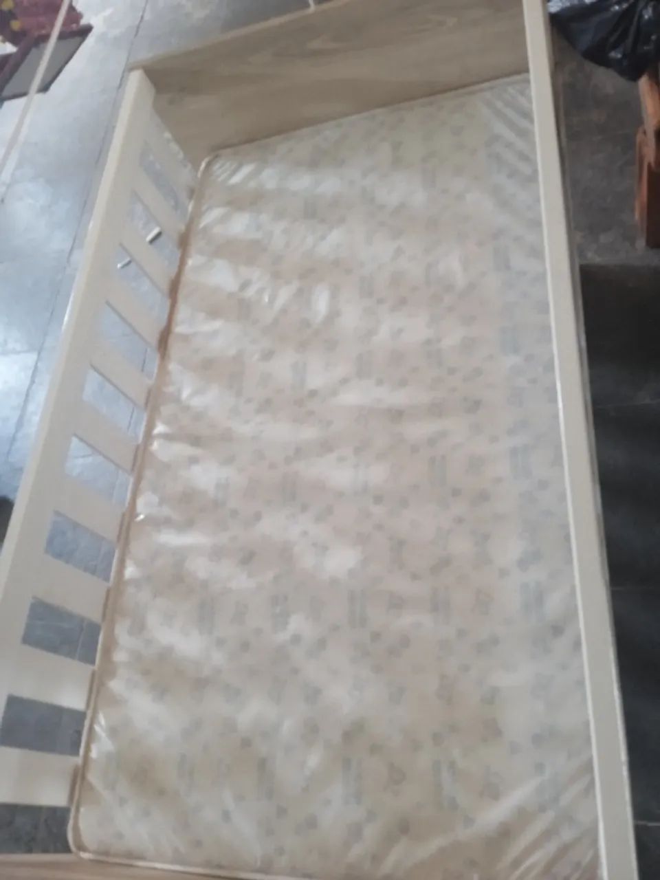 Berço completo com colchão e telinha  - Foto 4