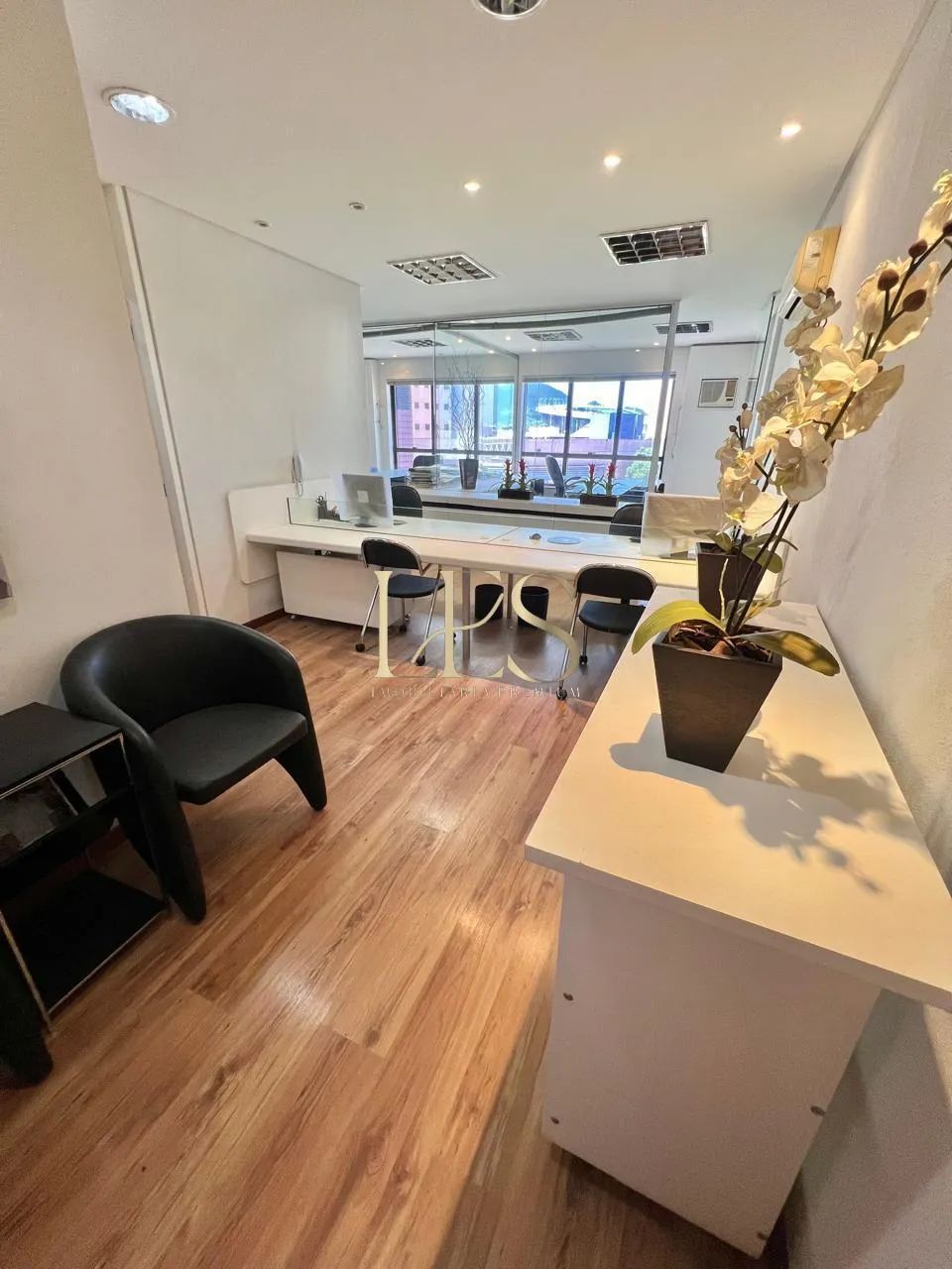 Sala Comercial Mobiliada P/ Locação na Enseada do Suá - Vitória ES - Foto 4