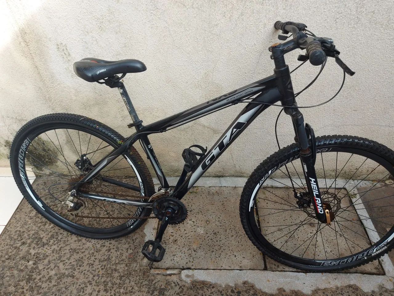 Vendo bicicleta gta - Foto 3