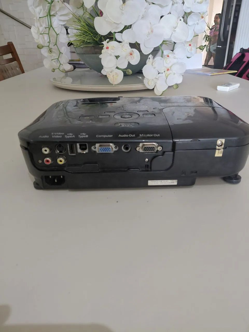 Projetor epson s12  - Foto 4