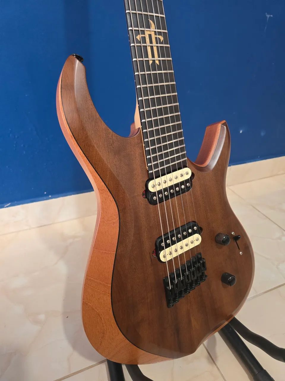 TRUE AMES YATER シングルフィン 7.5インチ ブラウン Guitarra Tagima True Range 7 Cordas Natural - Excelente Estado