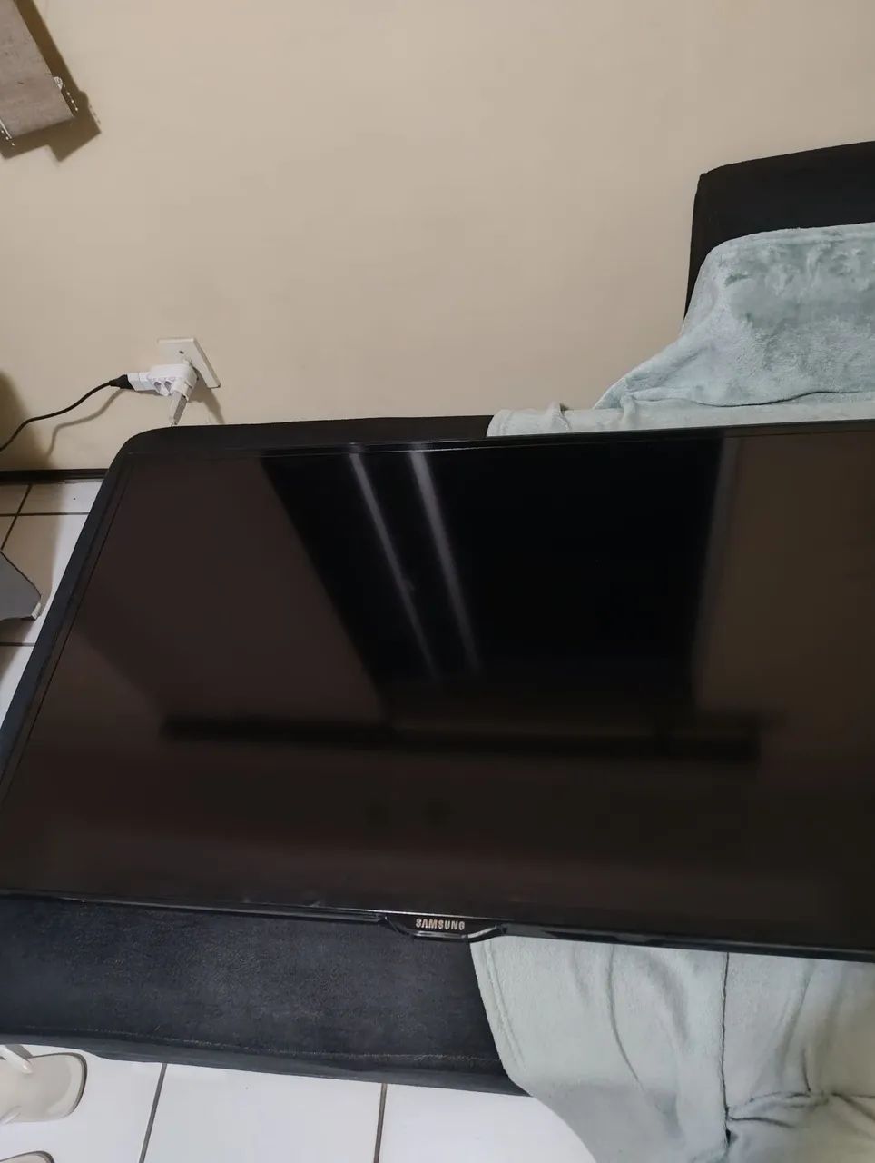 Vendo TV 40 polegadas ( COM DEFEITO) - Foto 4