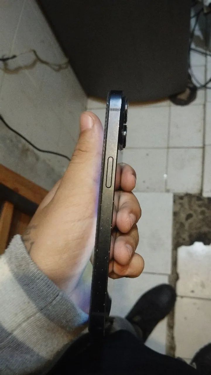 iPhone 14 128 gigas  - Foto 2