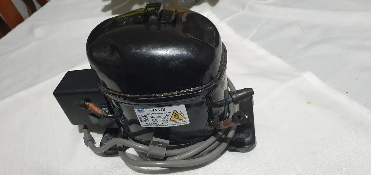 Motor/Compressor de Frigobar - Modelo WV43YB (220V) - Foto 3