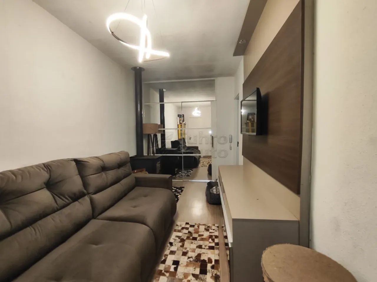 Casa à venda em condomínio!