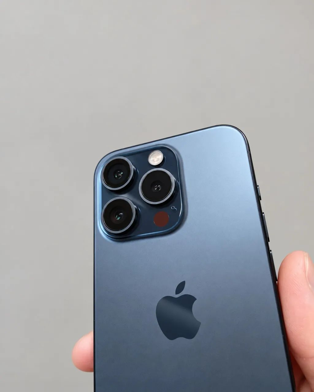 iPhone 15 Pro - Foto 3