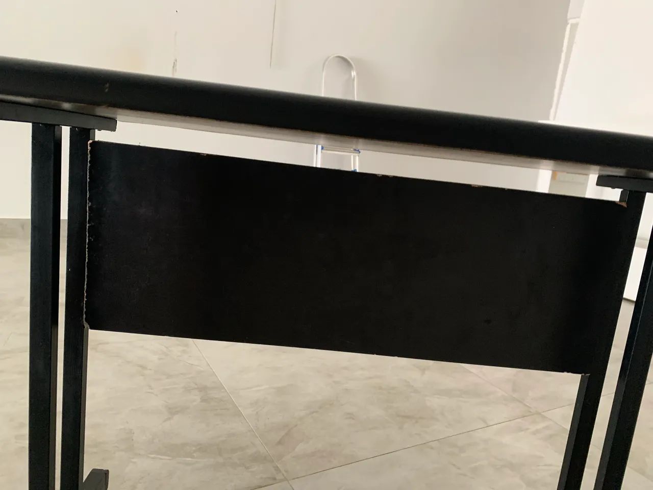 Mesa preta escritório/computador  - Foto 4