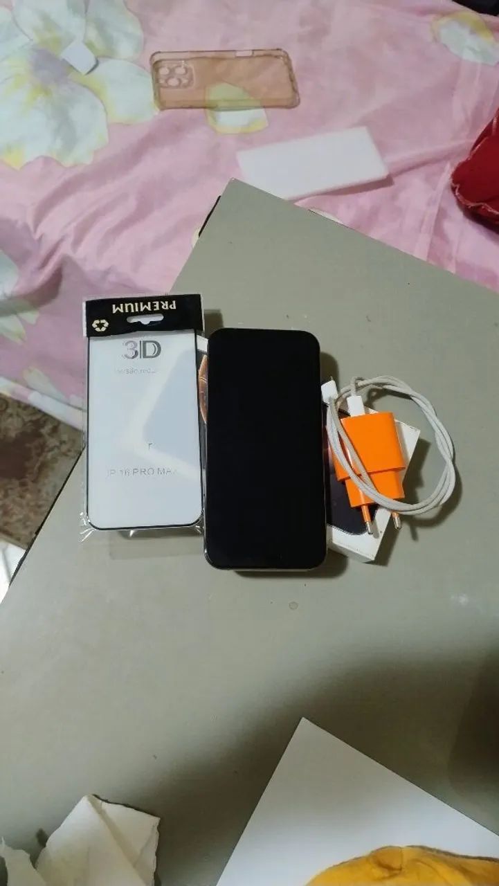 iPhone 16 Pro Max + Caixa, Carregador e Película Extra - Foto 2