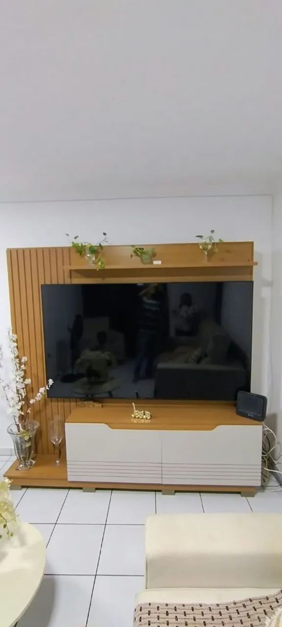 Mesa com 6 cadeiras e rack. - Foto 4