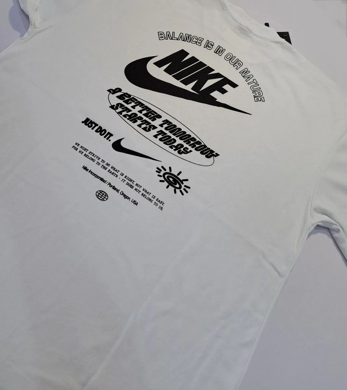 Camiseta OVERSIZED Nike Branca - Roupas - Santo Antônio, São
