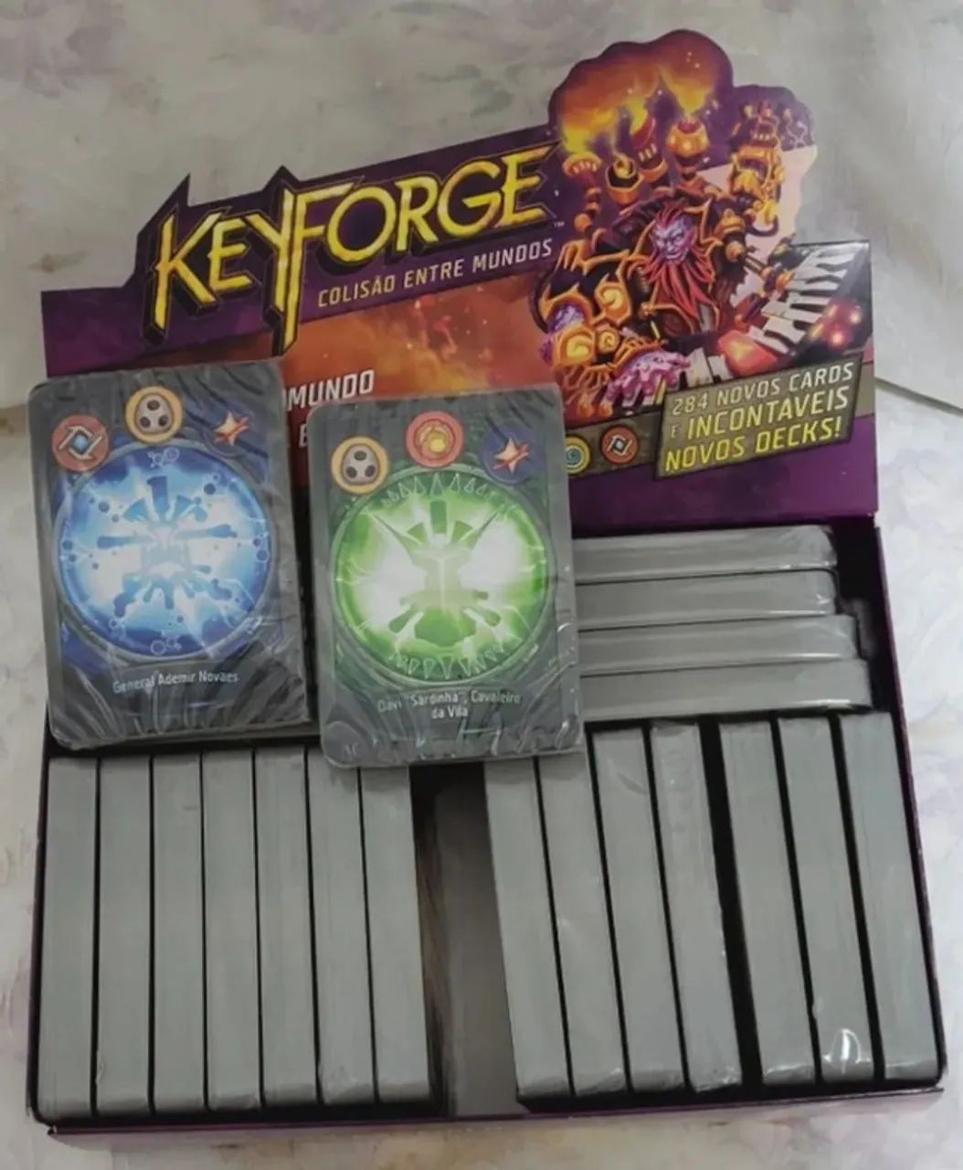 KeyForge - Caixas formato expositoras (+-25 decks únicos em cada caixa) - Maceió