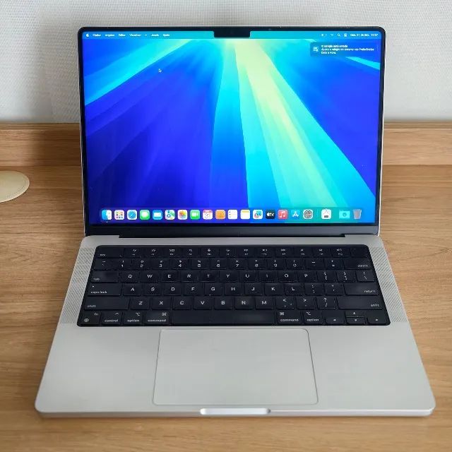 MACBOOK PRO 14 M1 PRO 32GB/512GB - 258 CICLOS - SILVER