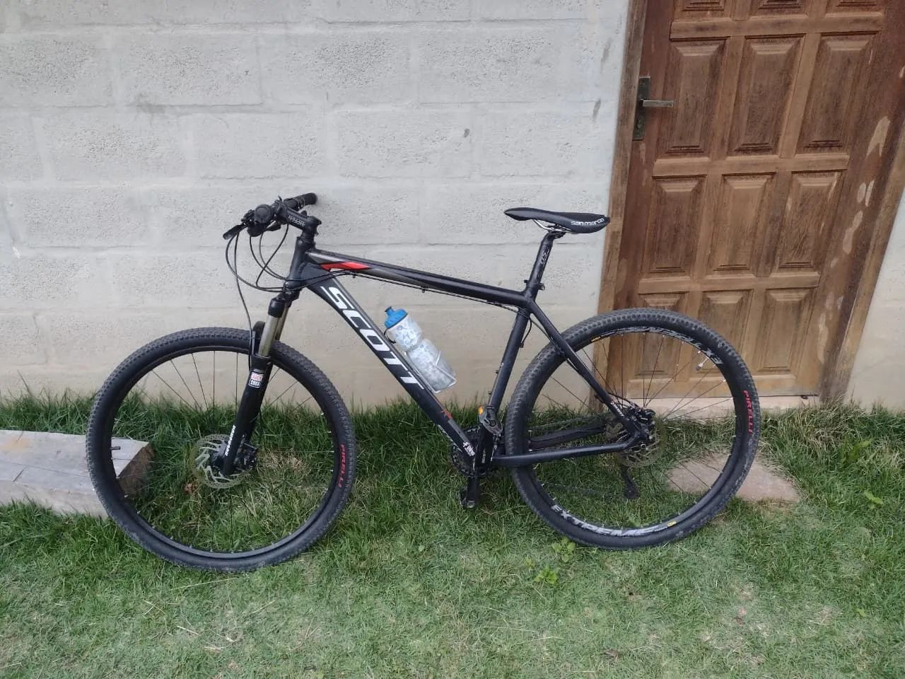 Vendo bicicleta scott scale 970 - Foto 2