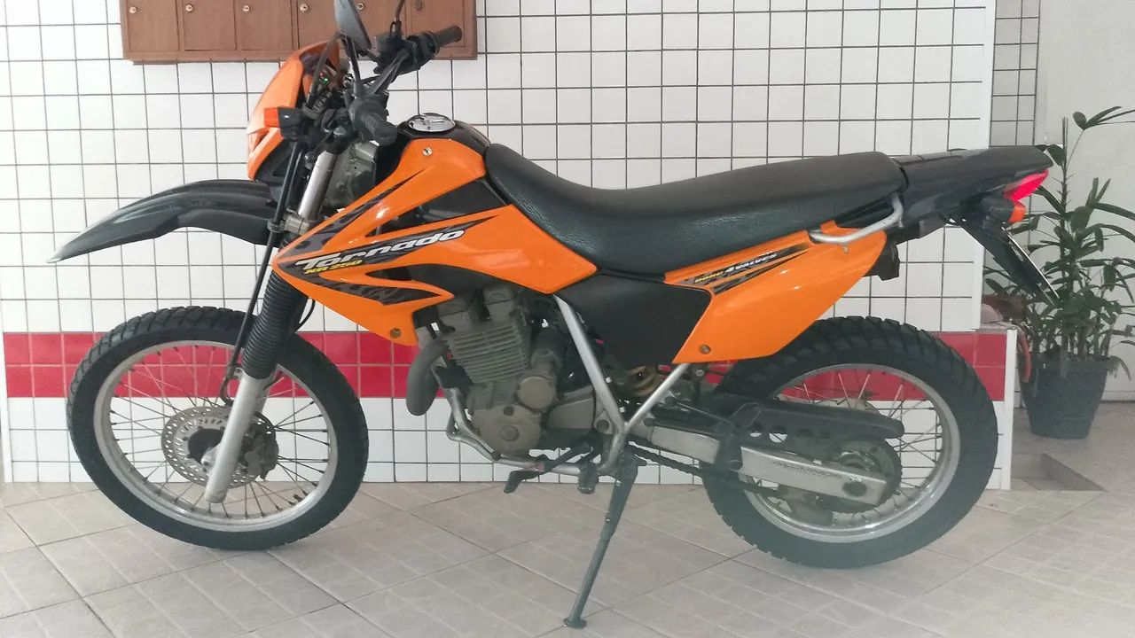 Tornado 250