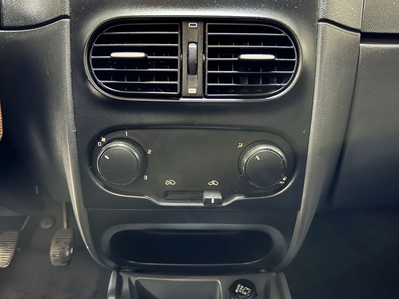 Fiat Strada 1.4 MPI Fire Flex 8V CS 2018 - Foto 5