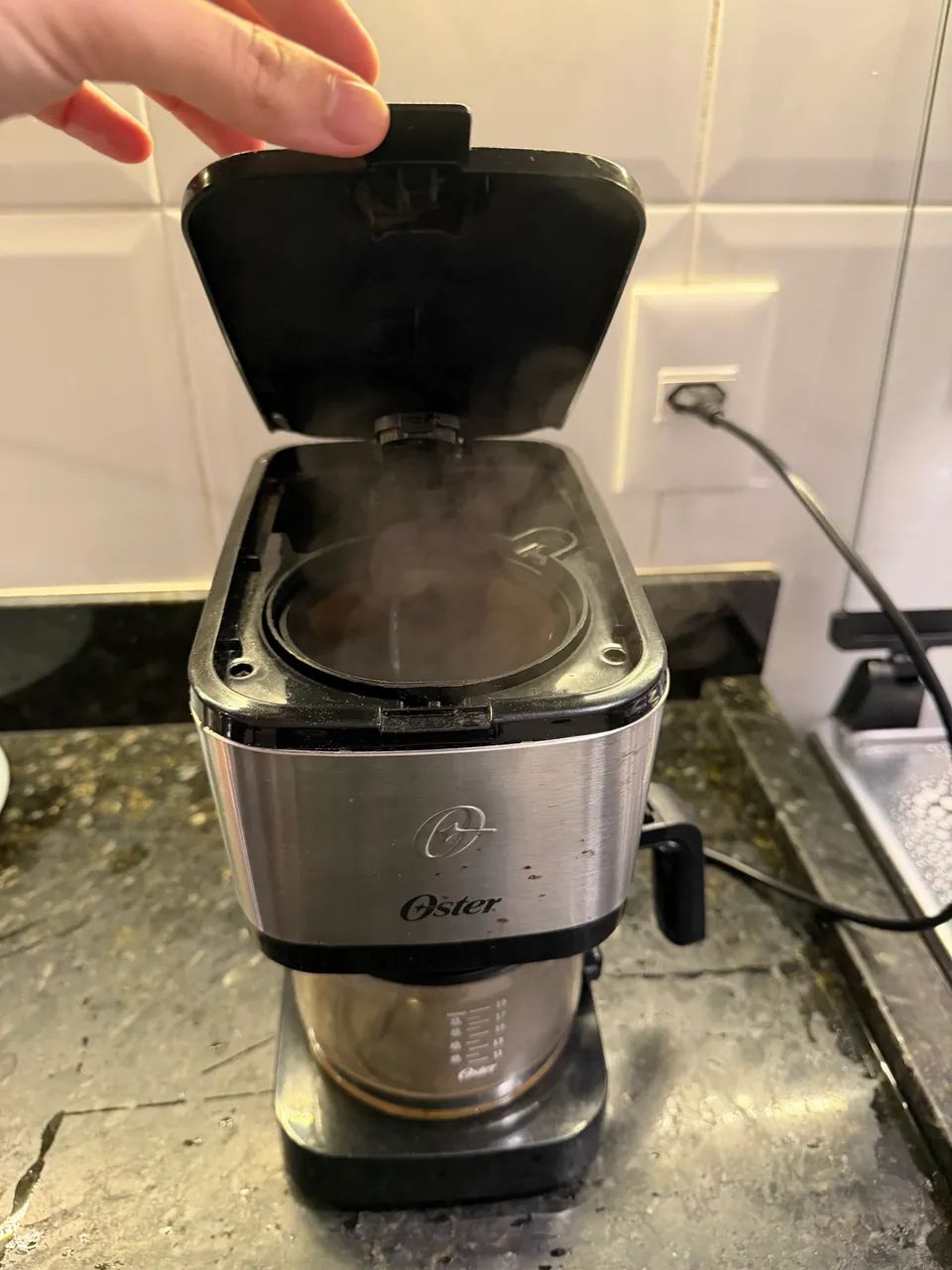 Cafeteira oster compacta inox - Foto 5