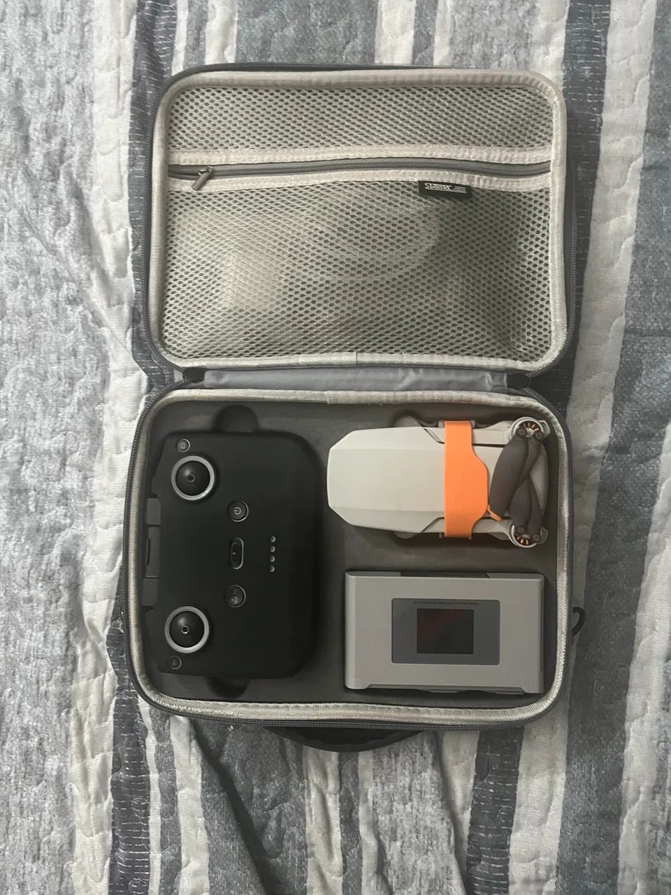 Drone DJI Mini 2 - Kit com 2 Baterias - Filma em 2.7K vende rápido  - Foto 2