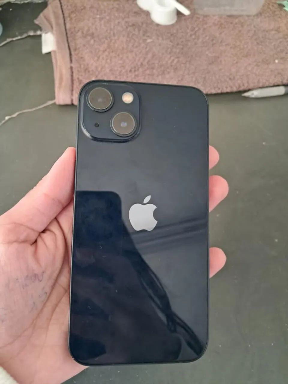 iPhone 13 