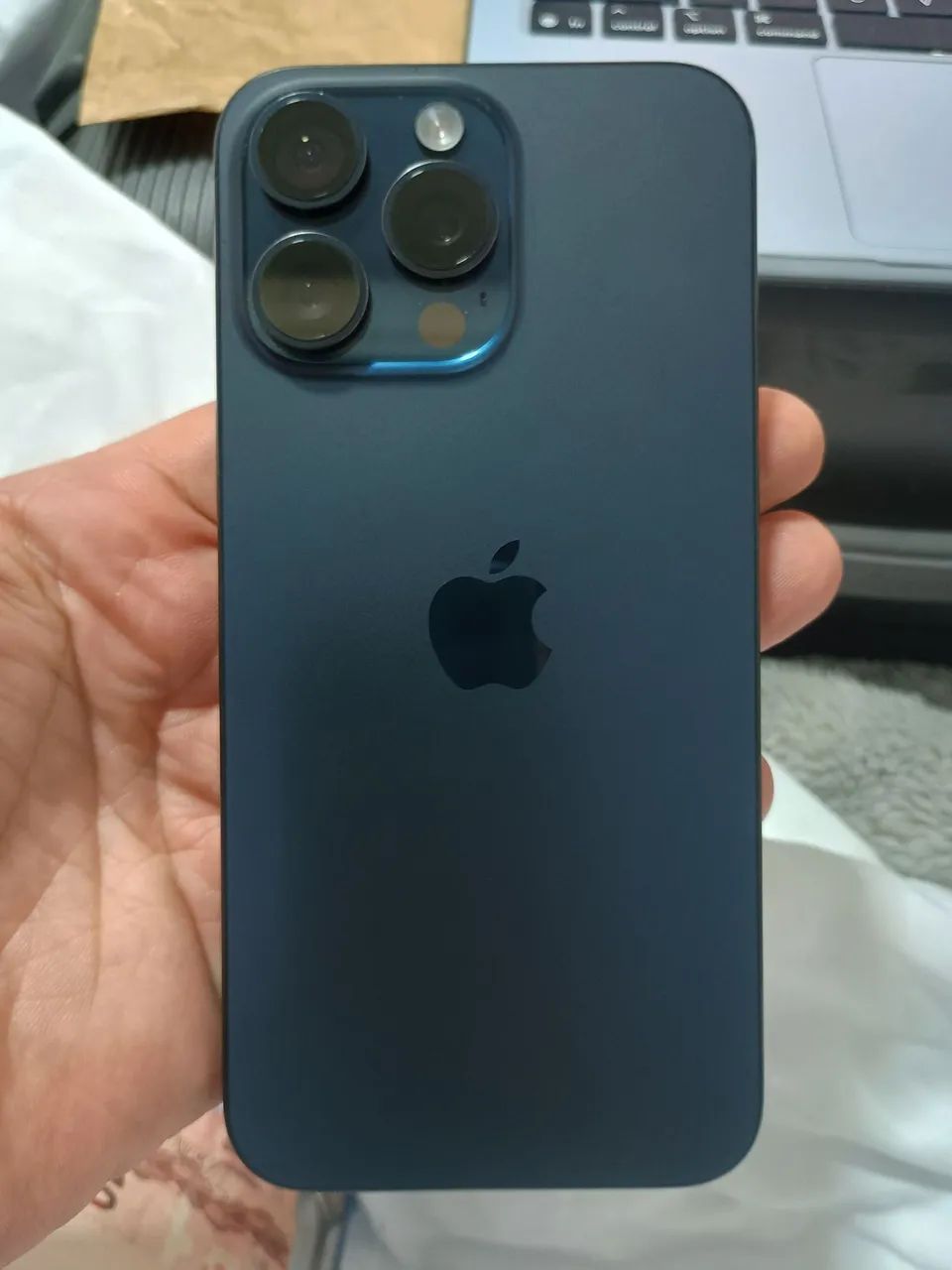 Vendo Iphone 15 pro Max 256 - Foto 3