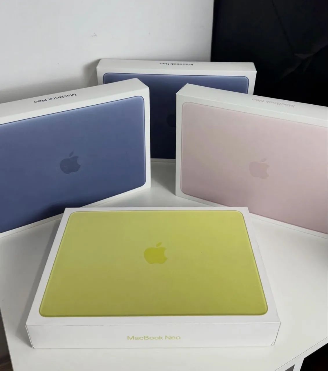 MACBOOK NEO 256/8gb LACRADO  - Foto 2