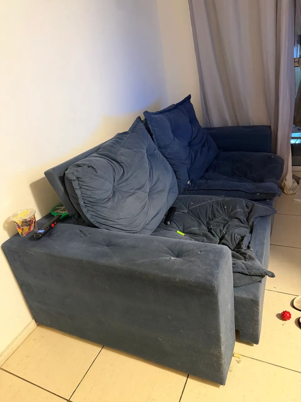 Sofa - Donation - For renovation! 65746292985859121