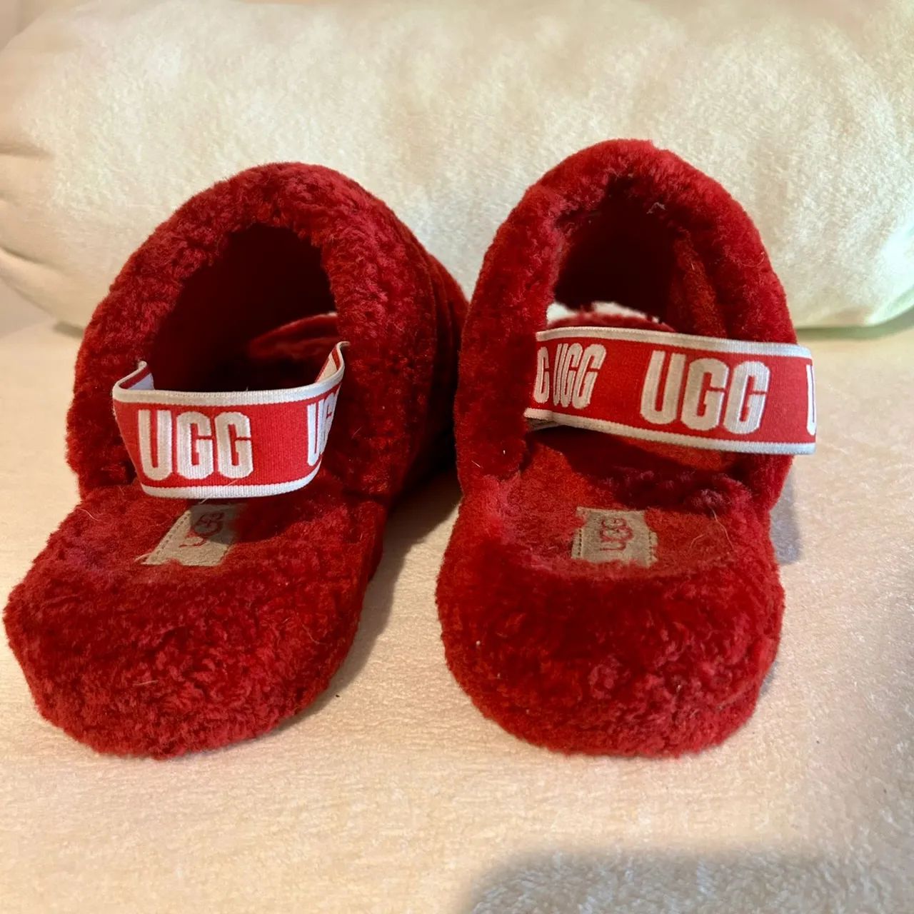 Sandália UGG Fluff n 36  - Foto 2