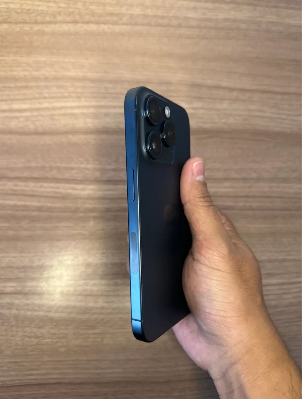 iPhone 15 Pro - 128GB - Foto 3