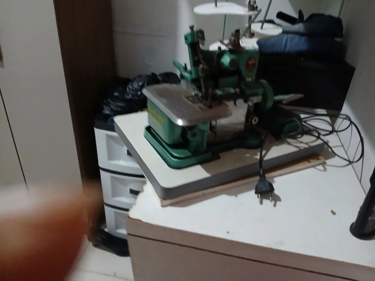 Máquina Overlock - Foto 4