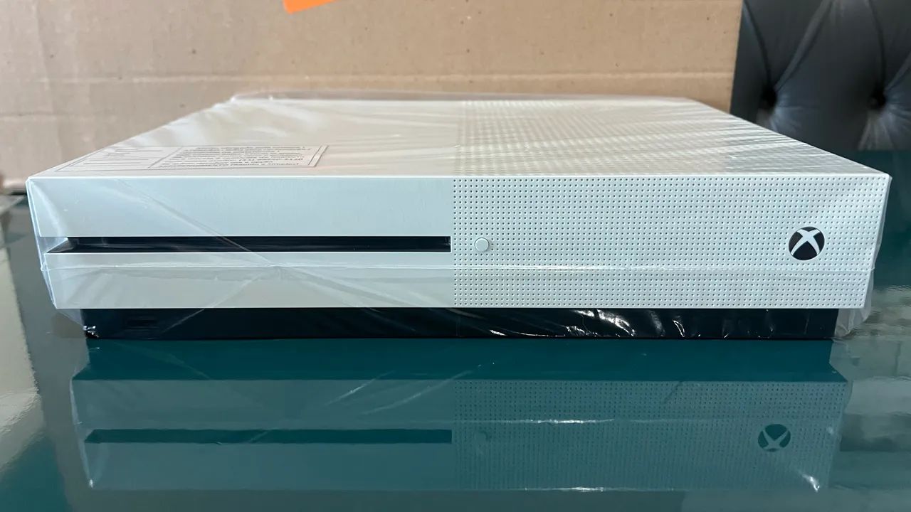 Xbox One S Com Leitor, Zero + Controle Original Caixa Cabos + Brinde - Foto 2
