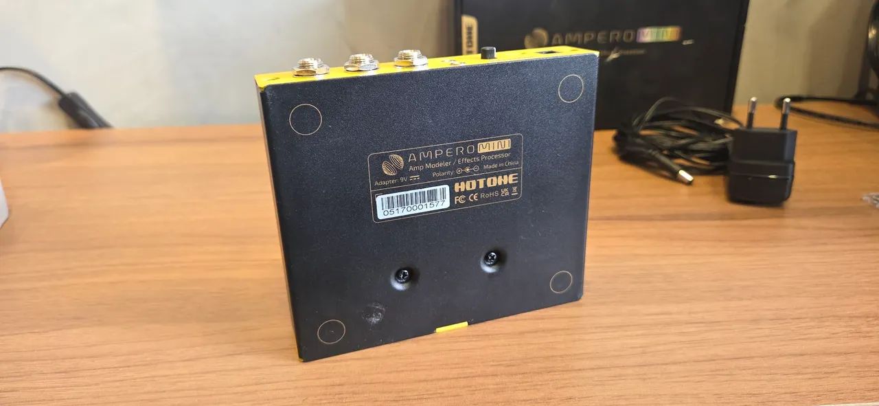 Ampero Mini + Ampero Switch - Equipamentos e Acessórios de Som