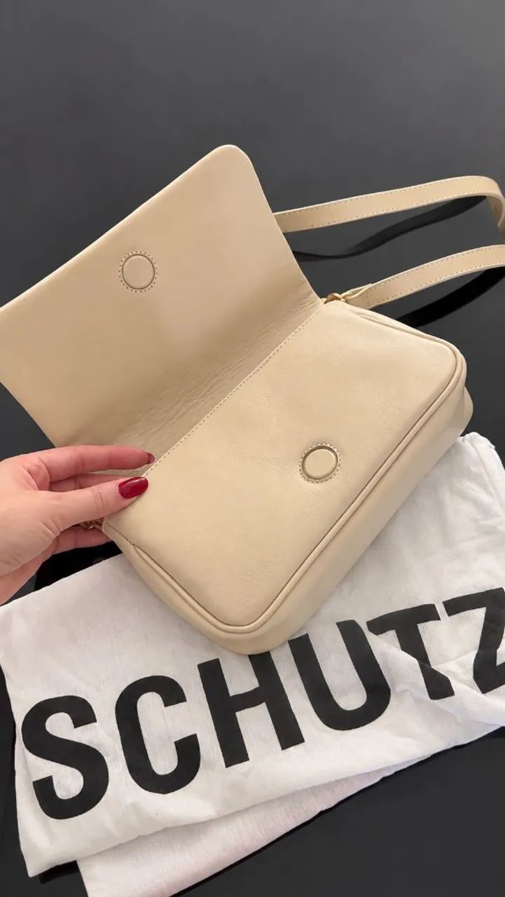 Bolsa Schutz off-white corrente - Foto 2