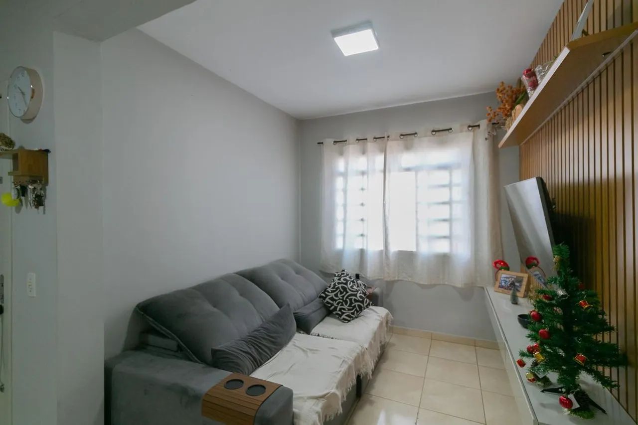 Casa à Venda - Dona Clara, 3 Quartos, 78 m2