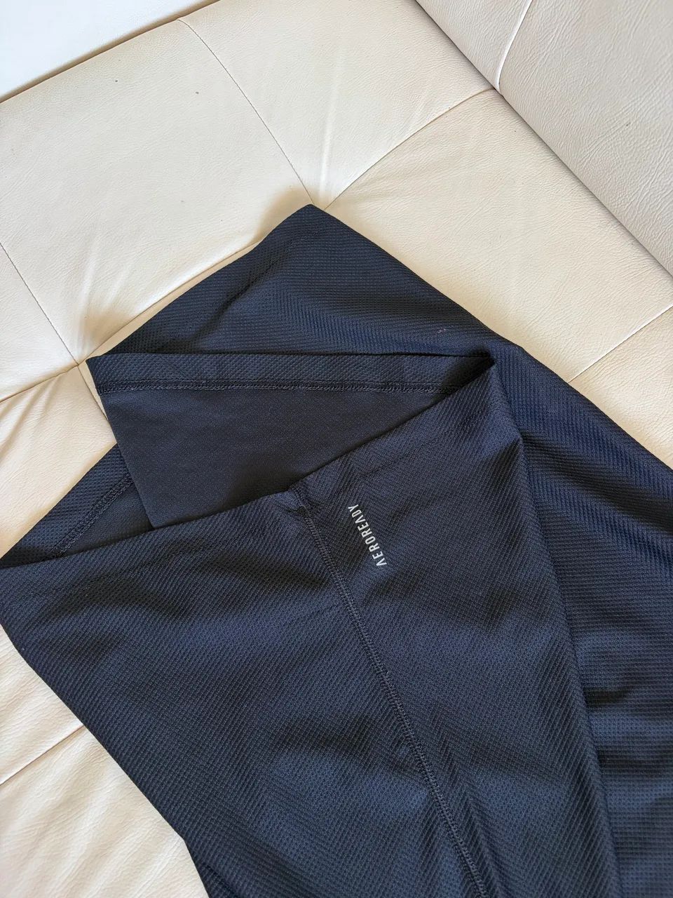 Camisa Adidas M feminina  - Foto 4