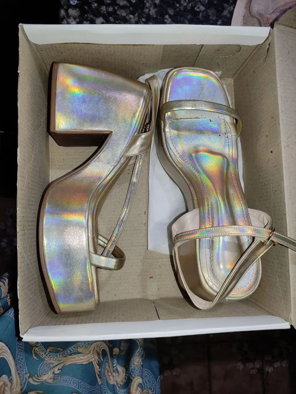 Sandália holográfica  - Foto 6