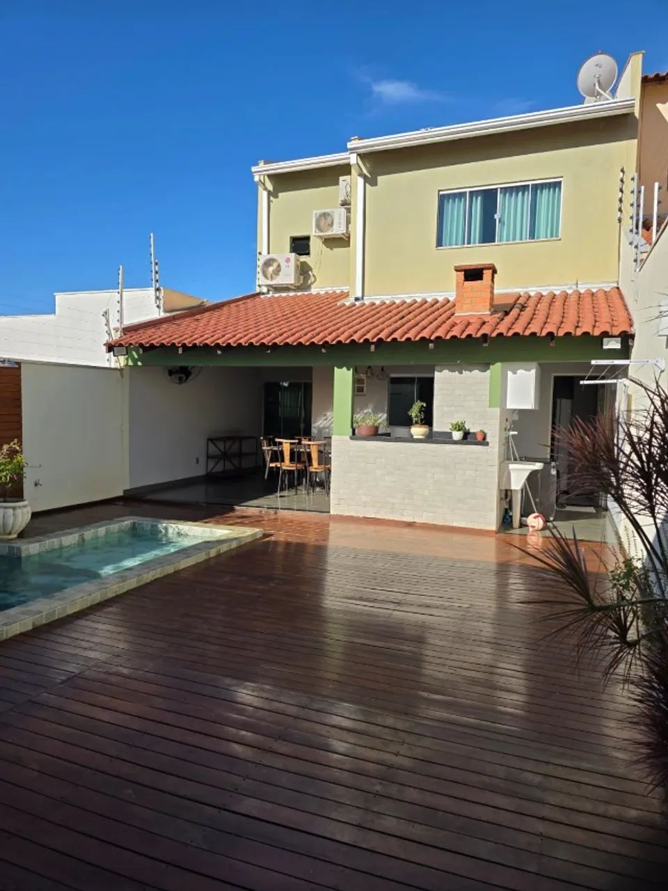 Sobrado a venda Santa Rosa