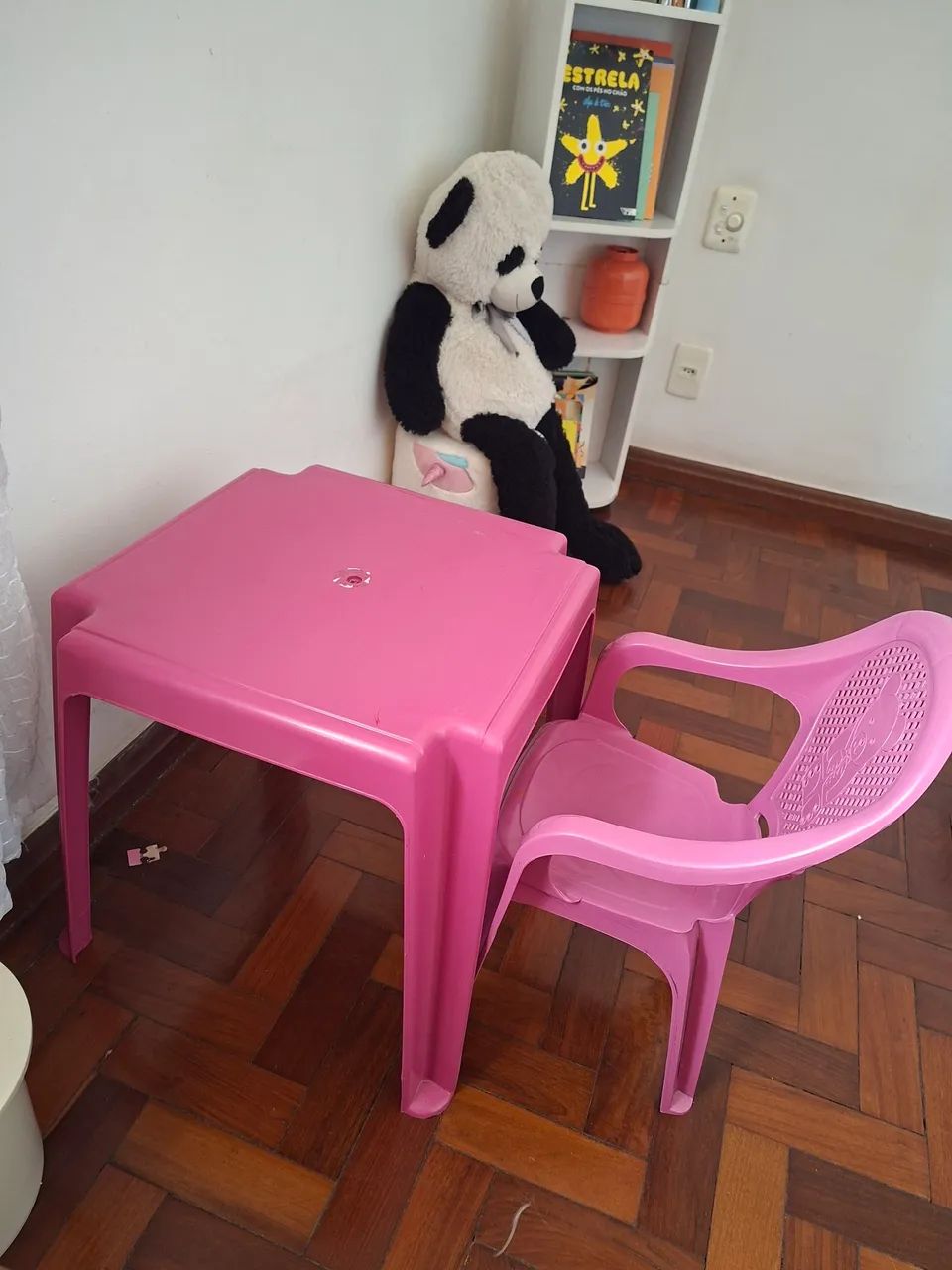 Mesa + 1 Cadeira Infantil Plástico Rosa - Foto 4