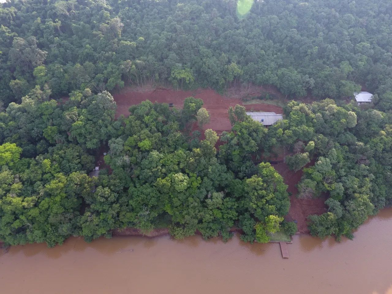 Terreno Lago de Boa Vista com luz e documentação 