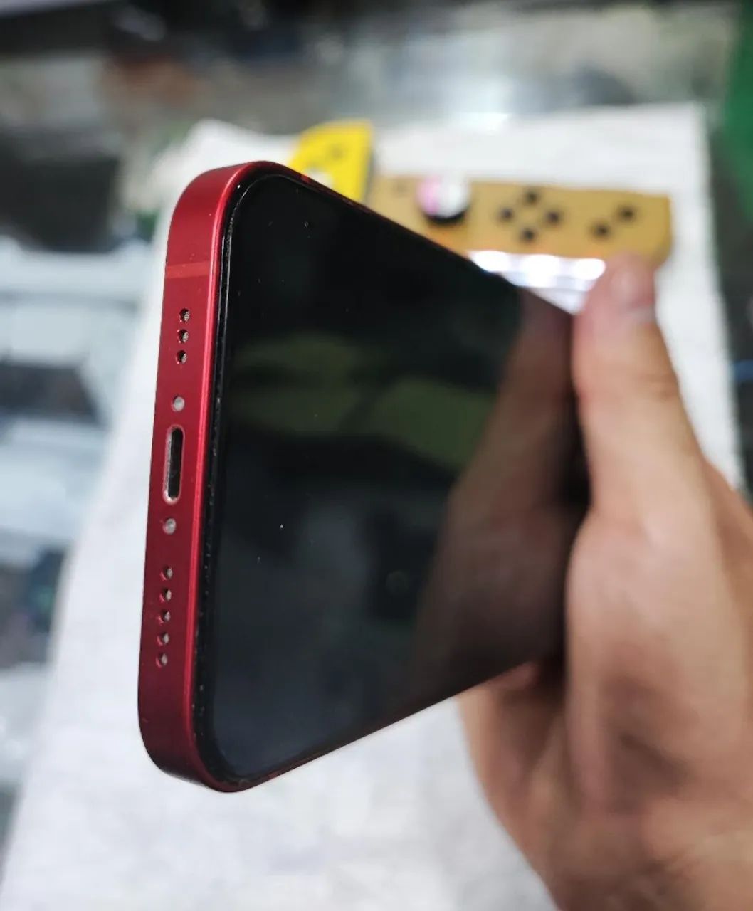 iPhone 13 - Red - 256GB - 86% saúde bateria - todo original - com
