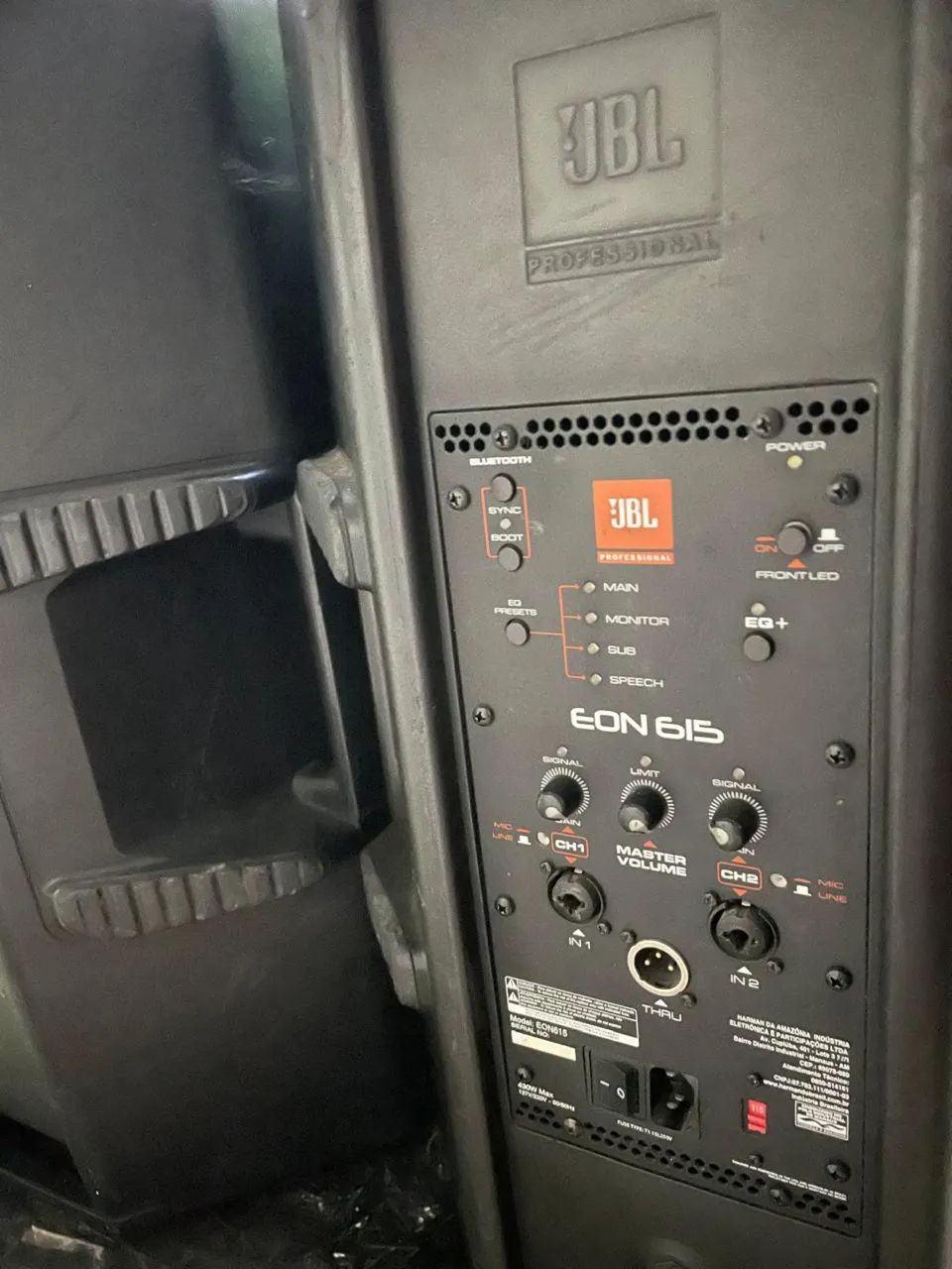 Vendo Par JBL EON 615 - Foto 2