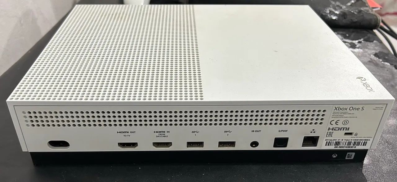 Xbox One S - Foto 2