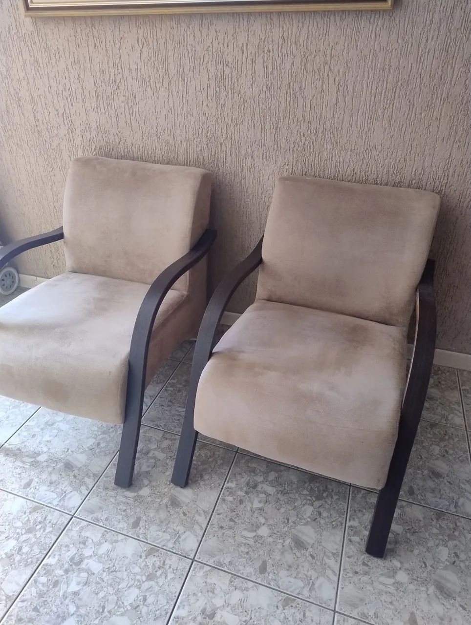 Vendo 2 poltronas 
