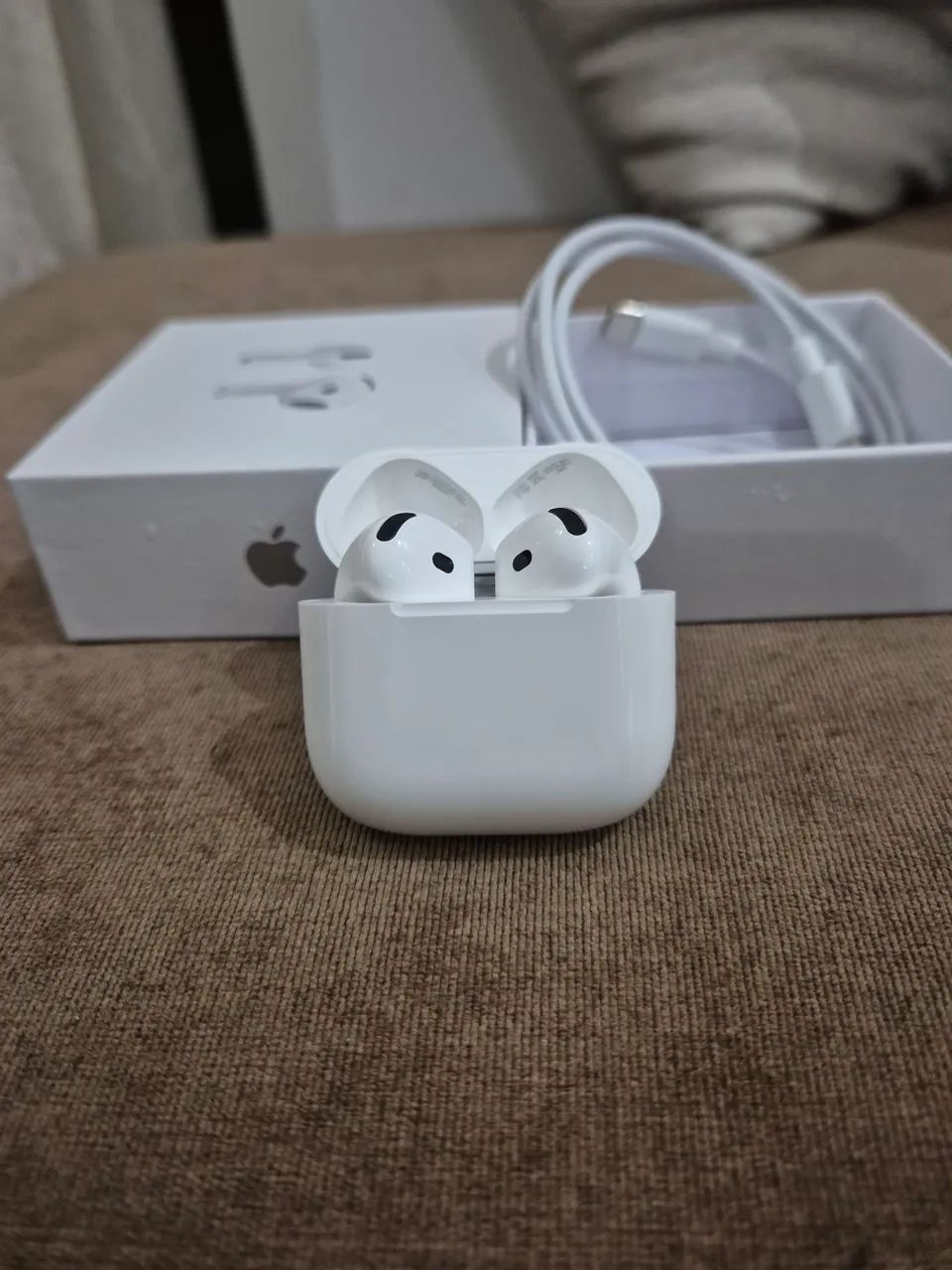 Airpods 4