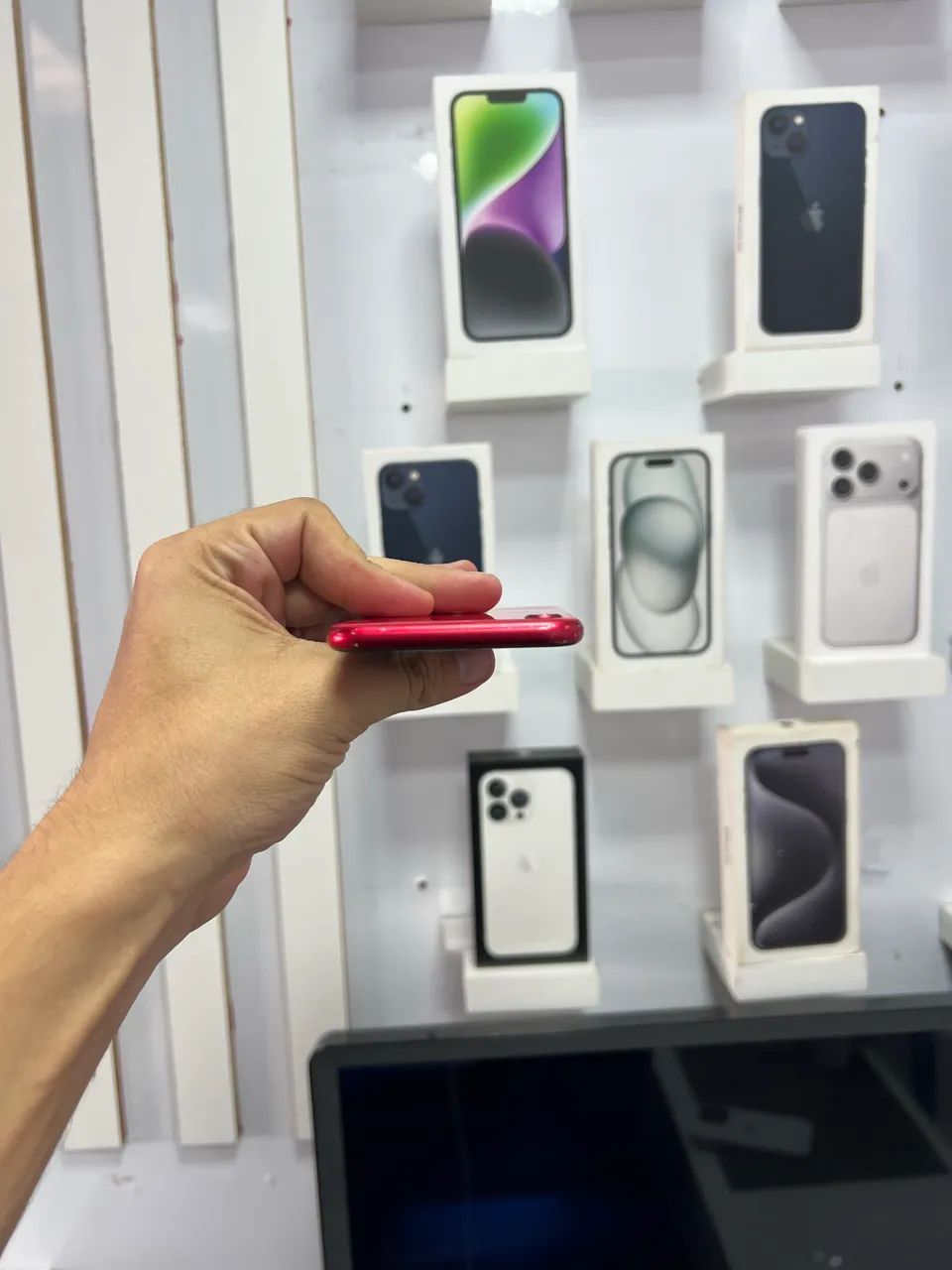 IPhone SE 2020 64GB (vermelho) - Foto 5