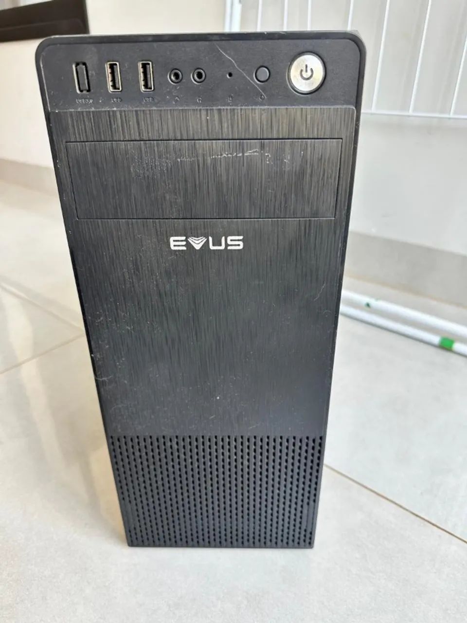 Computador intel celeron J1800 + 4GB RAM  - R$ 650,00