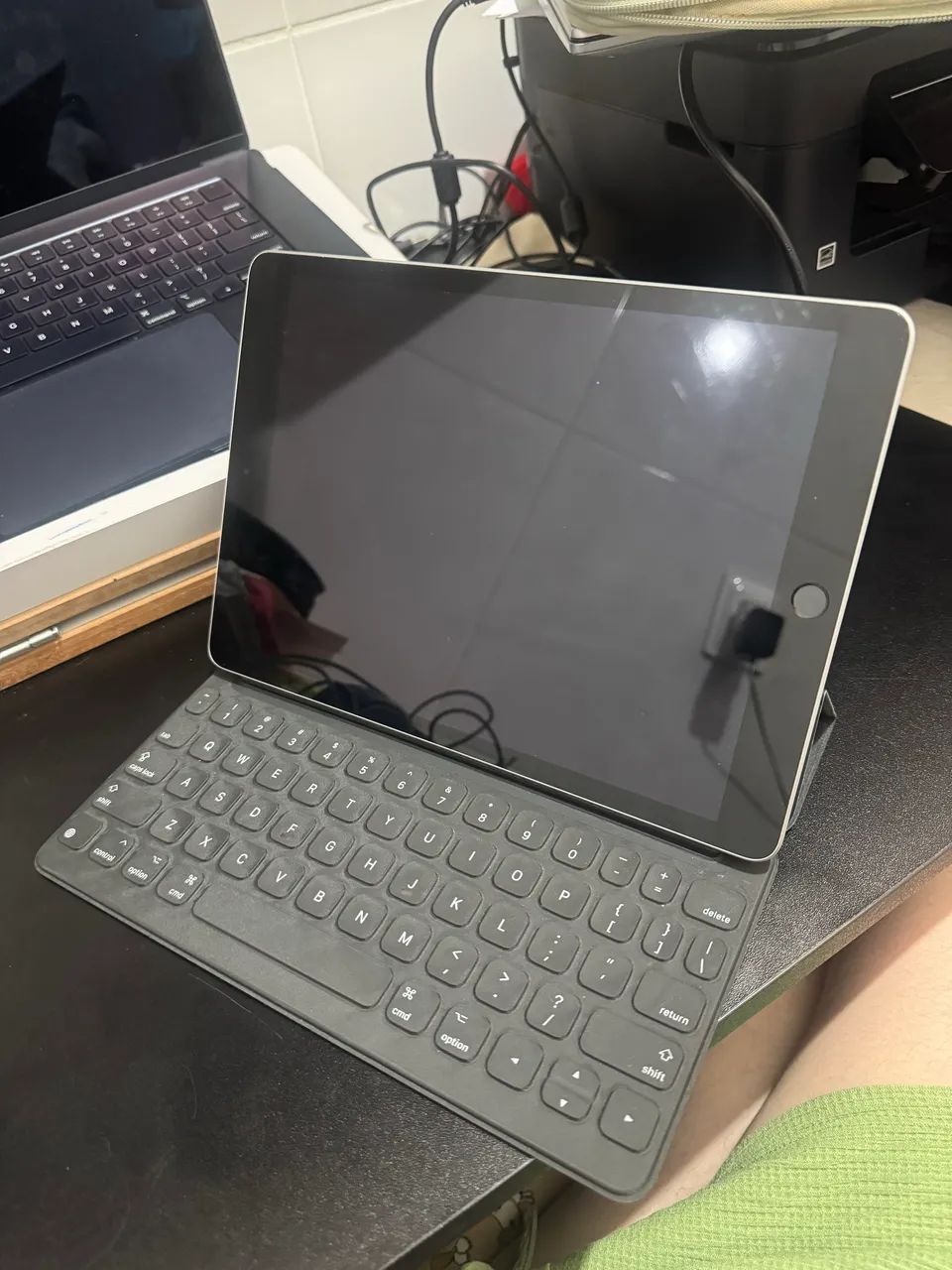 iPad 9 64Gb silver com Apple teclado - Foto 2