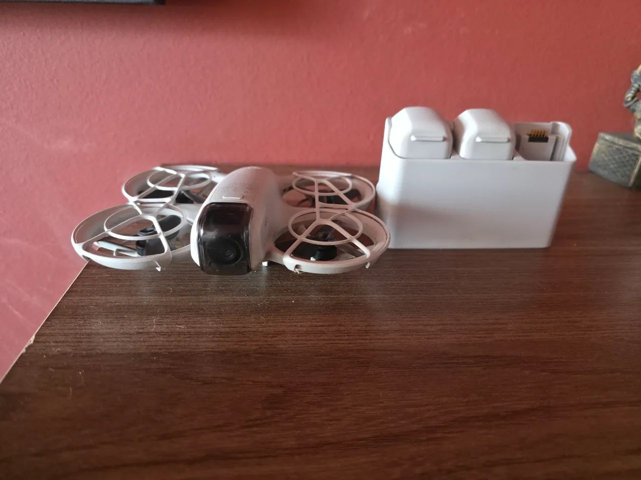 Drone Dji neo com 3 baterias e hub de carregamento