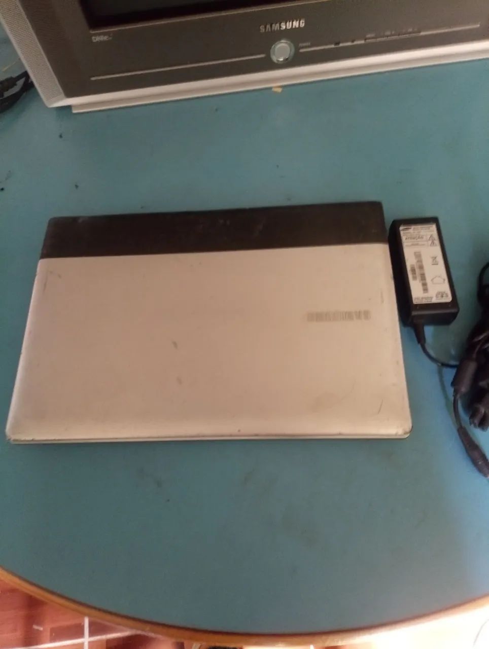 Notebook Samsung tela quebrada e não aparece imagem  - Foto 3